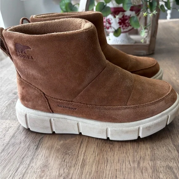 Sorrel youth suede waterproof boot - Picture 3 of 6